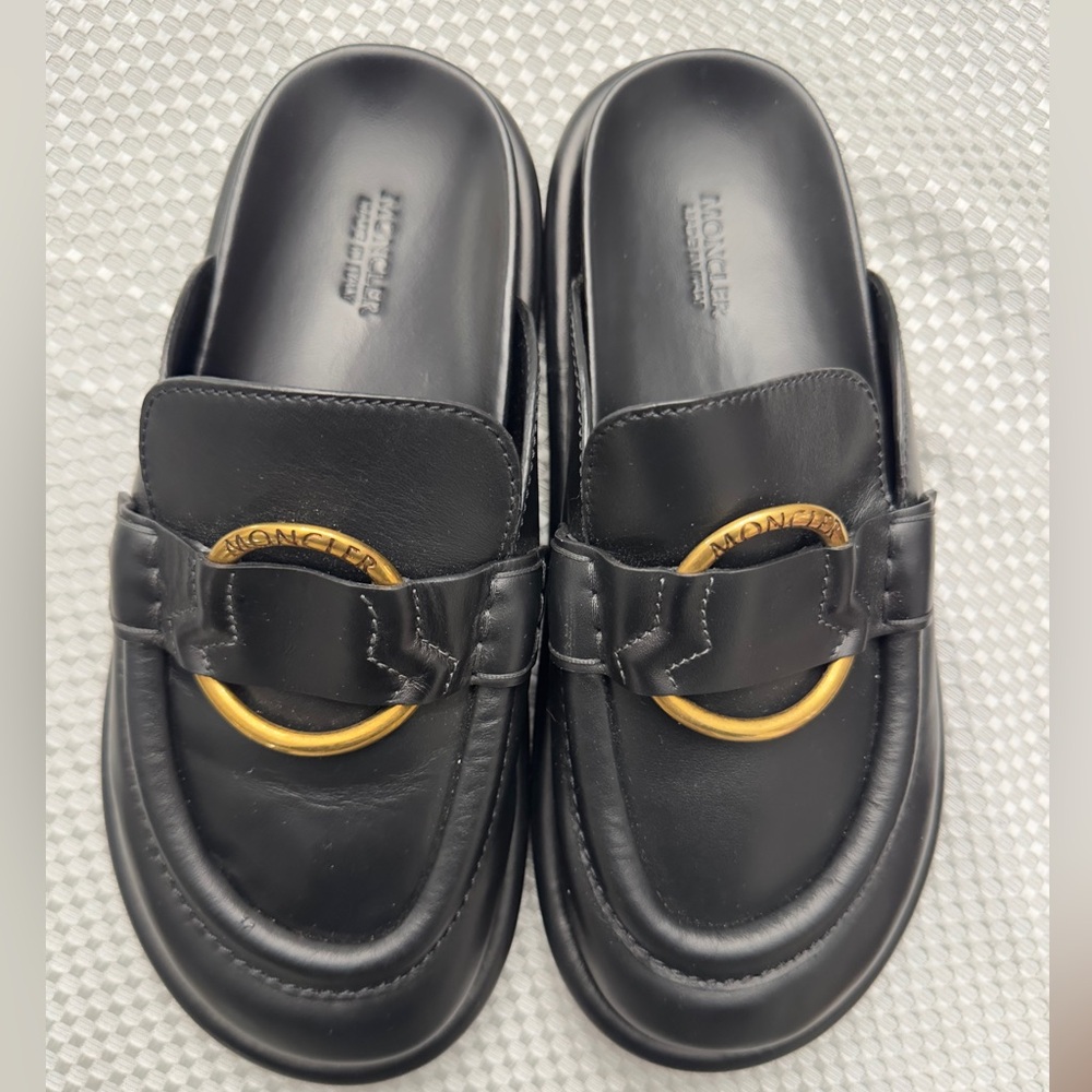 Moncler Mon Mule black